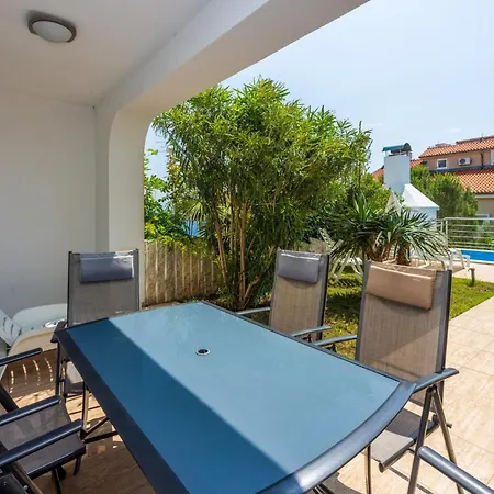 Lägenhet Abert Susi *